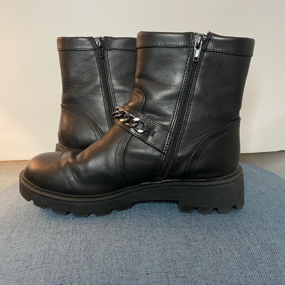 XOXO Women’s Fatimah Fashion Boot in a size 8 - Picture 2 of 8